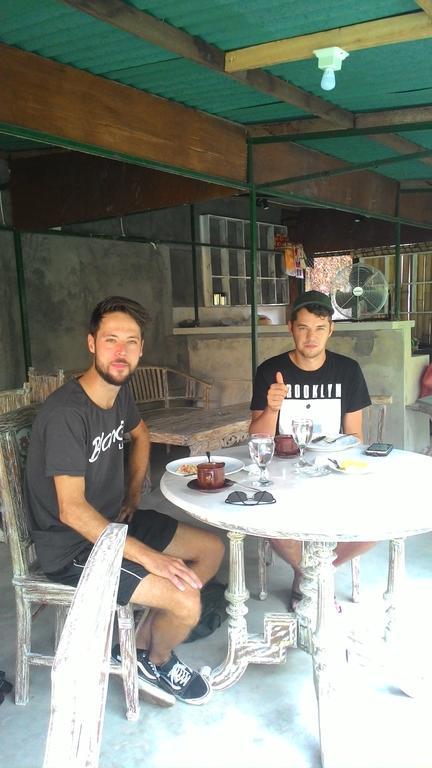 Ons Bed & Breakfast Ubud Exterior foto